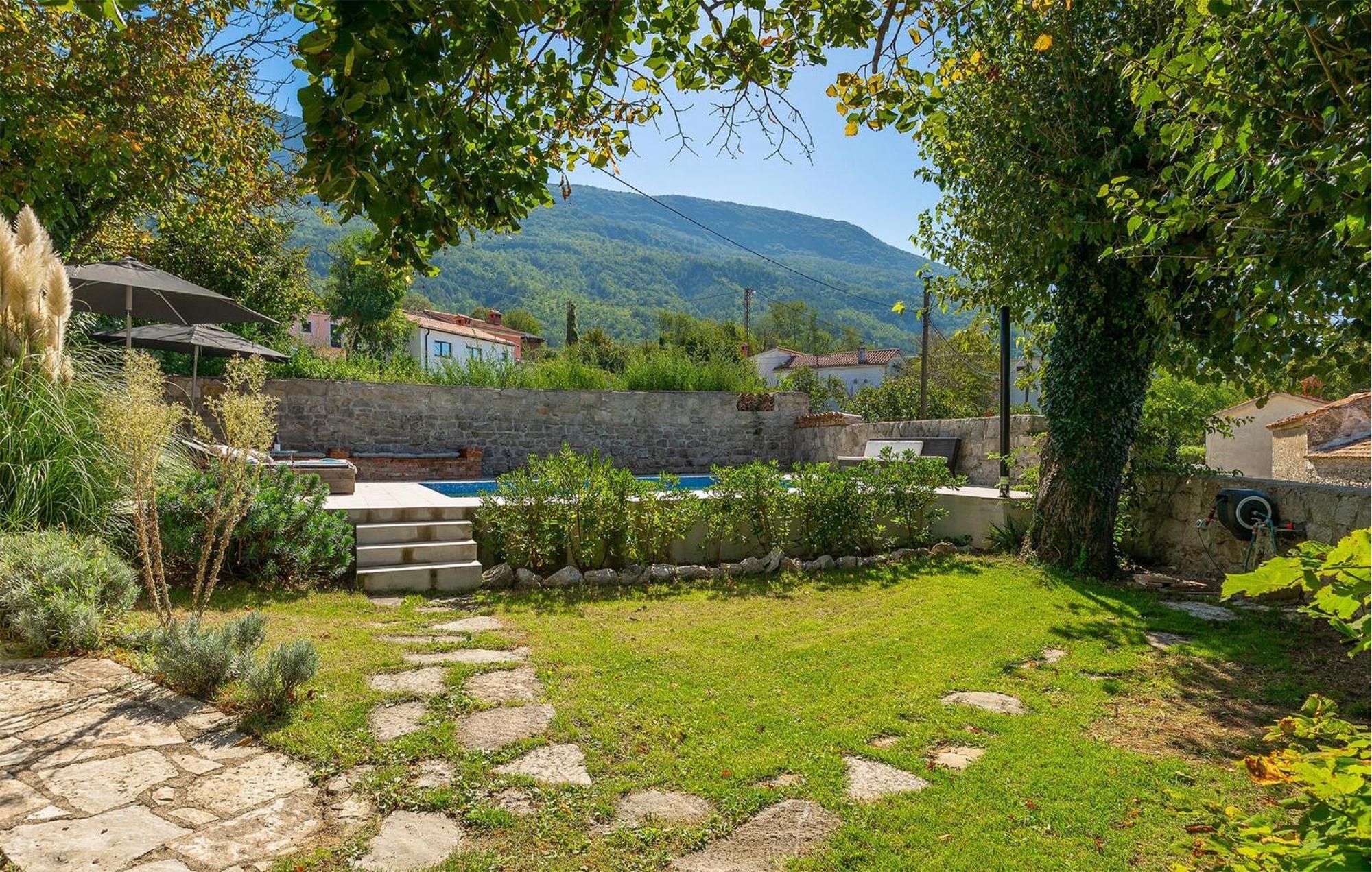 Villa Kozljak Luaran gambar