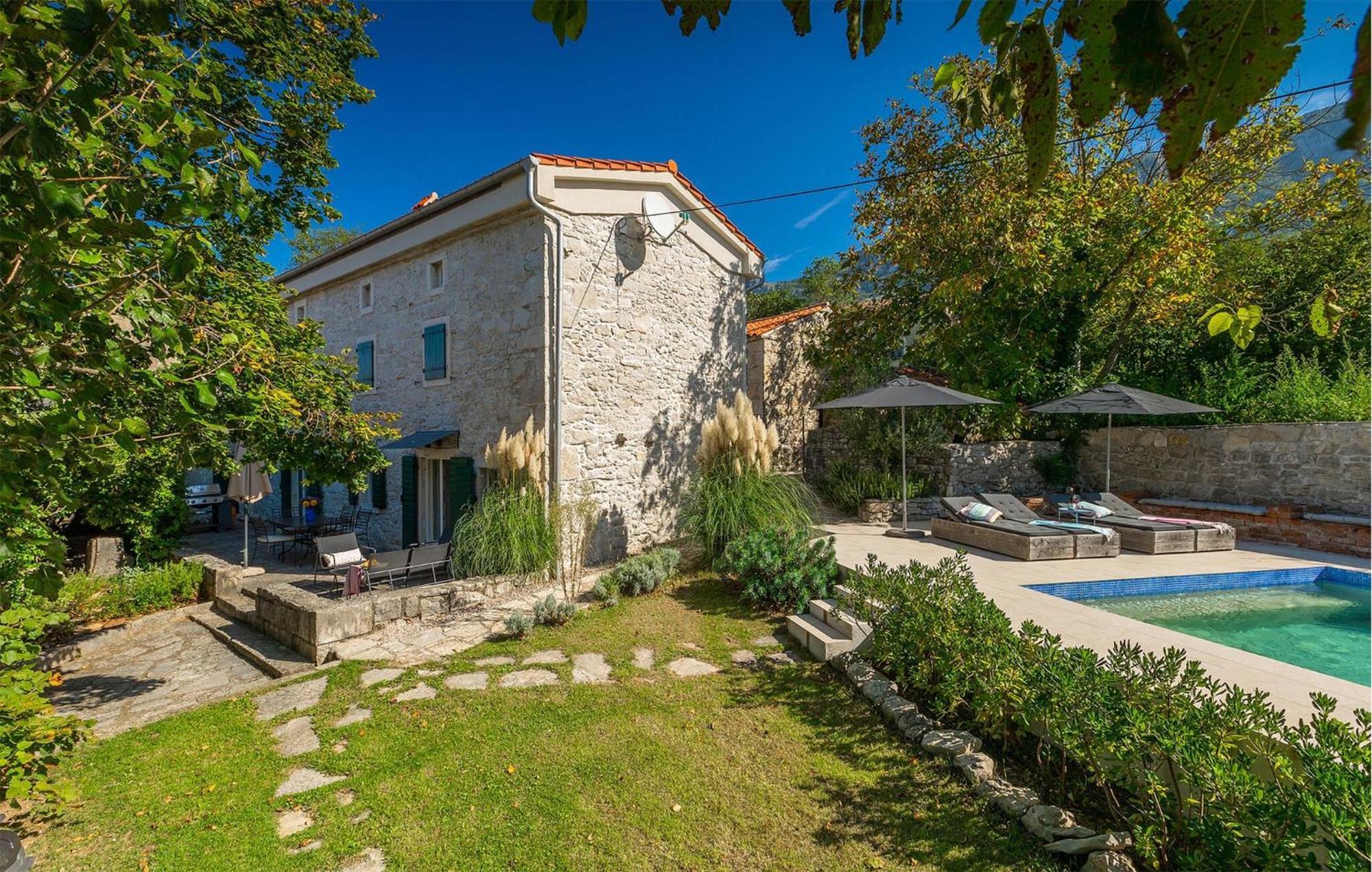Villa Kozljak Luaran gambar